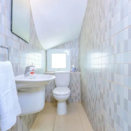 Maria Villa Paralimni