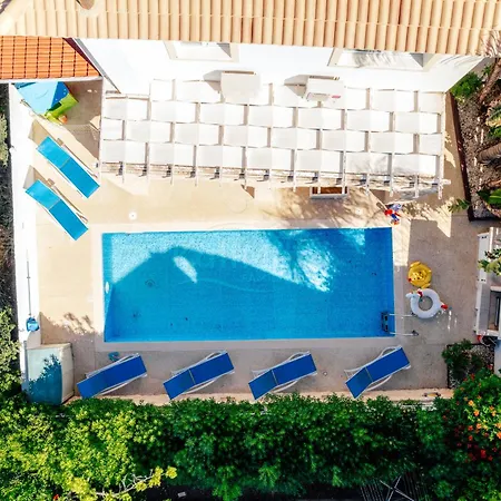 Villa Maria *